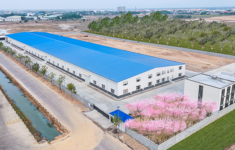 Nantong Huaqin Textile Decoration Co, Ltd