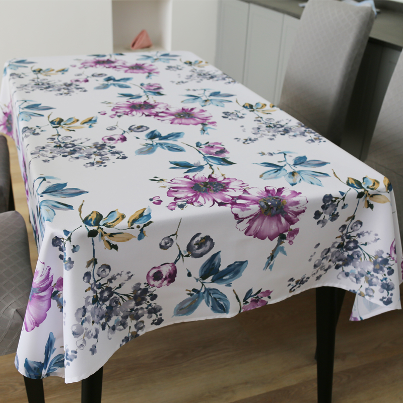 蓝叶紫花印花桌布
